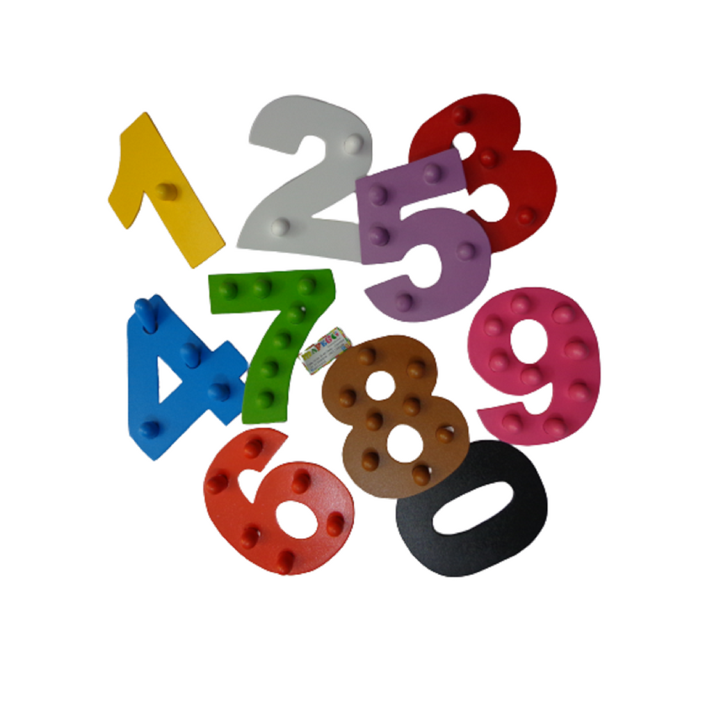 Paquete de números del o al 9 con pines